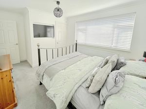 ST MARYS ROAD- click for photo gallery